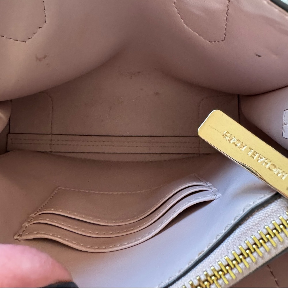 Michael Kors Mercer Medium Pebble Leather Messenger Crossbody Bag Powder Blush - Picture 12 of 15